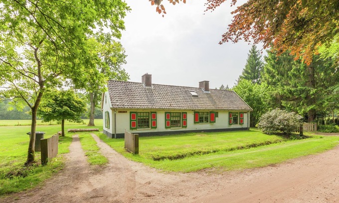 Municipality of Baarn Casa | Acogedora casa de vacaciones en Baarn con jardín privado