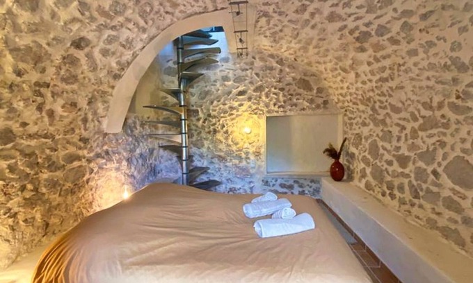 Auriol Apartamento | Authentique Gîte Provençal au Calme Absolu