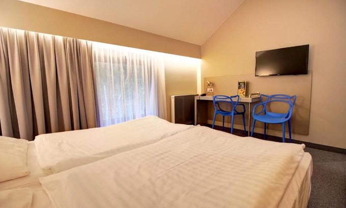 gmina Przytoczna Cama Y Desayuno | Auto Port Przytoczna