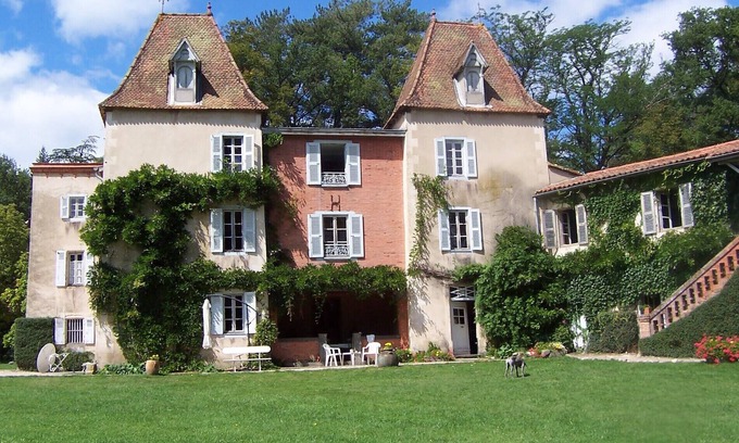 Escoutoux Casa | Auvergne large character house