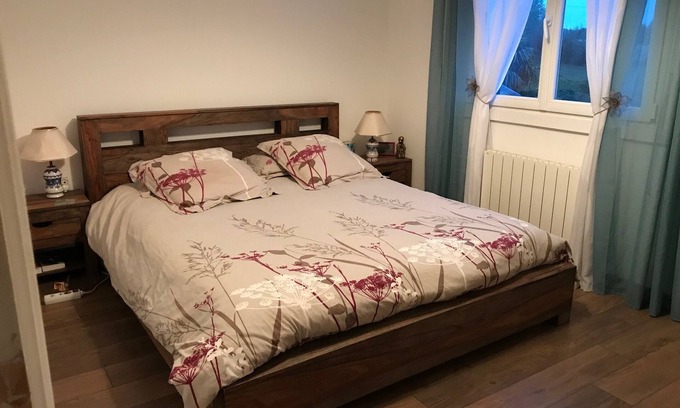 Pont-Saint-Martin Casa | Aux Coquelicots Sauvages, Chambres d'Hotes