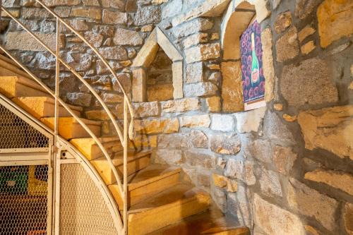 Sourzy Cama Y Desayuno | Aux Prisons de Montagny