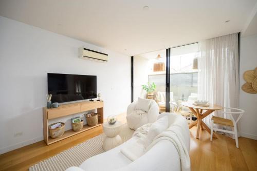 Port Melbourne Apartamento | Ava 100m to Beach and Bay St