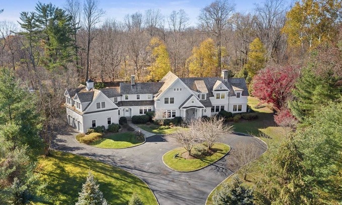 Westport Casa | AVAIL 4TH OF JULY WEEK! 5-Bedroom Estate with Saltwater Pool, Spa, Game Room