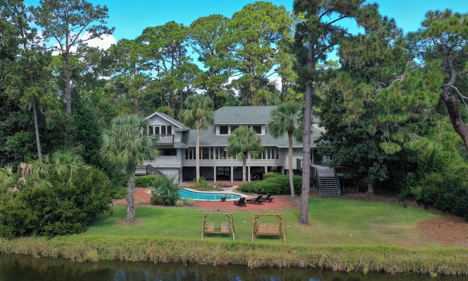 Sea Pines Casa | Available by the Month! ~Heated Pool/WalkToBeach/1MileToSaltyDog/LagoonSetting