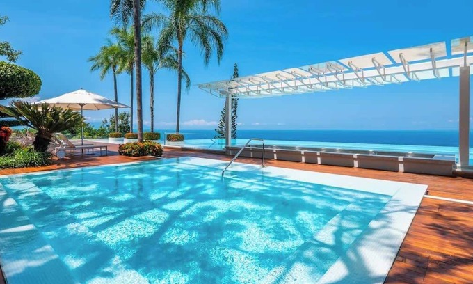 Amapas Condominio | Avalon - 1004 Stunning Luxury 3BR with Private Pool