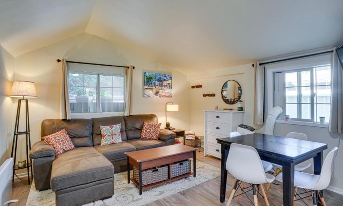 Avalon Casa | Avalon Cottage Less Than Half-Mi to Beaches and Crescent Ave