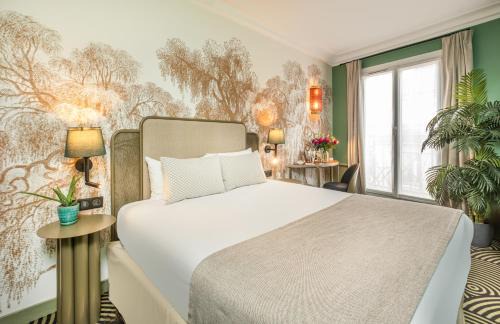 Saint-Vincent-de-Paul Hotel | Avalon Hotel