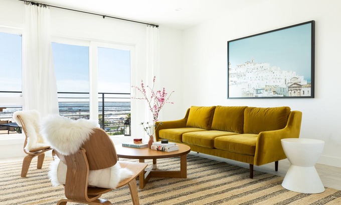 Middletown Casa | Mins to Gaslamp, Zoo & Airport | w / Patio al aire libre ❤︎ por AvantStay