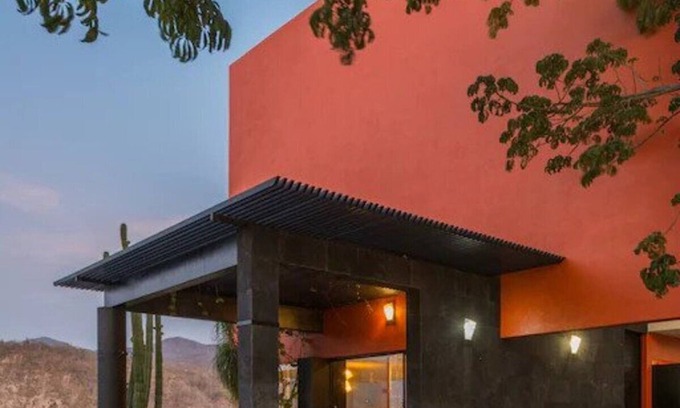 Colima Casa | AVE DEL RISCO HOUSE (Luxurious Oasis)