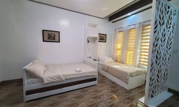 Tayug Apartamento | Ave Homes (A2)-Studio Apt. w/ PRKG, Netflix, Wi-Fi