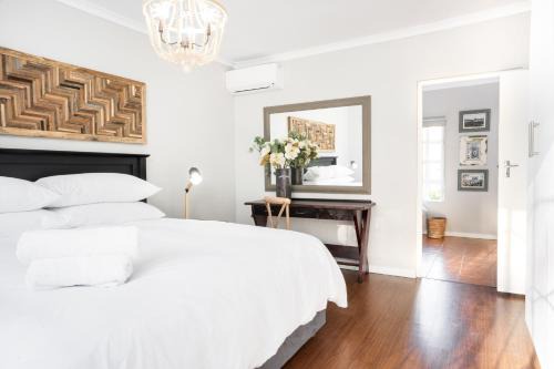 Stellenbosch Apartamento | Avemore Winelands Home - wood fired hottub and full power back up