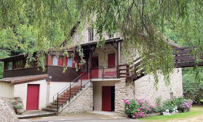 Mayran Cabaña | Aveyron cottage: Mill 4 * gran confort junto al río Aveyron