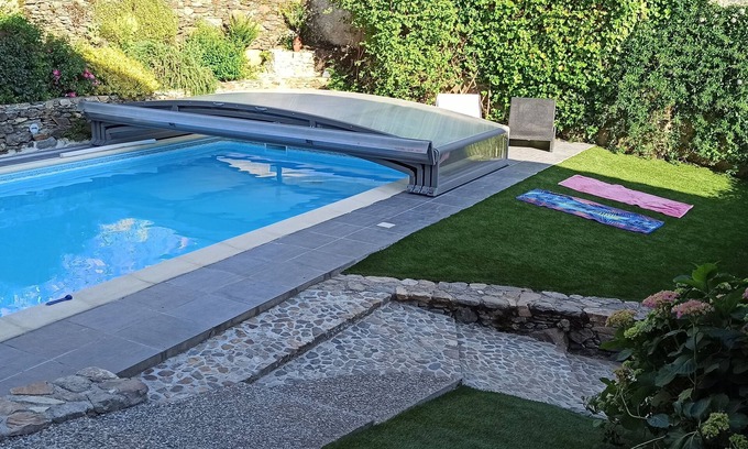 Saint-Just-sur-Viaur Casa | Aveyron, granero renovado 5, capacidad para 6 personas, piscina
