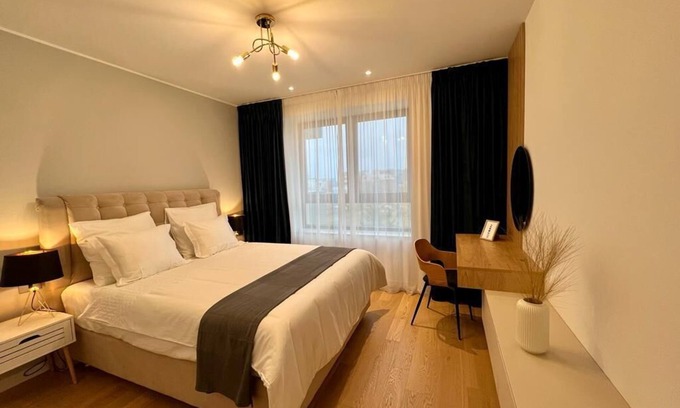 Sector 2 Apartamento | Aviation Tower Luxury Apartments