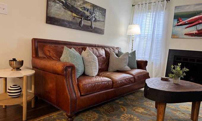 Northeast Virginia Beach Apartamento | Aviator's Landing / 2 bdrm