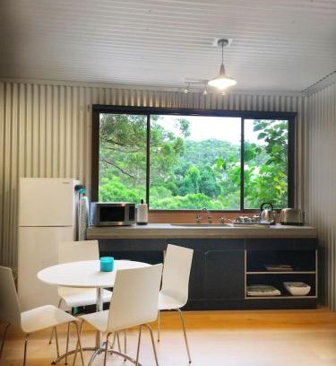 Avoca Beach Apartamento | Avoca Beach and Bush