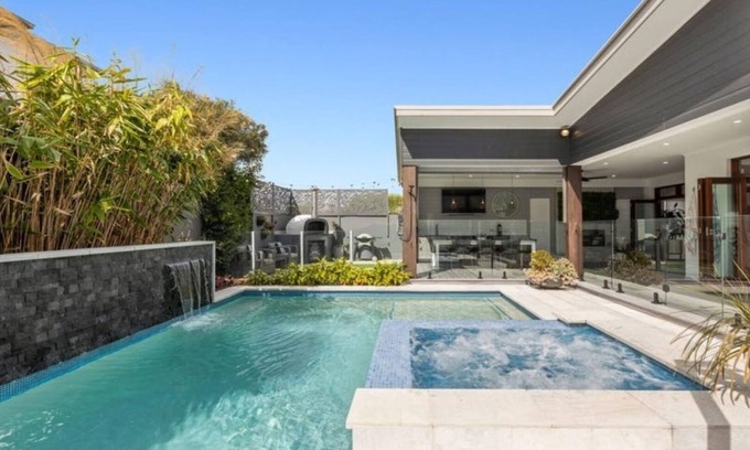 Kingscliff Casa | Avoca Beach Retreat- Entertainers delight in the heart of Kingscliff Salt Village