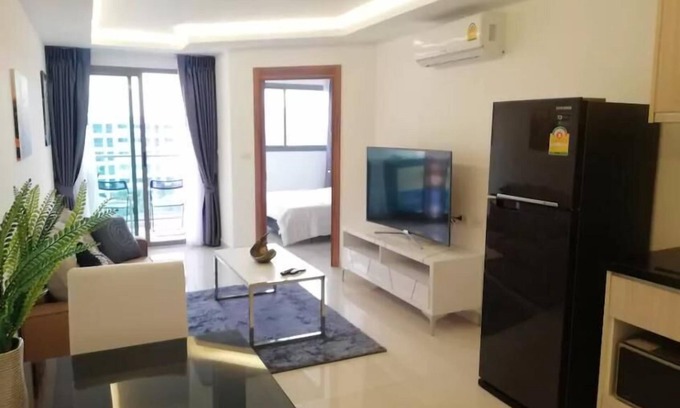 Nong Chaeng Apartamento | Impresionante 1 BR Maldivas Pattaya