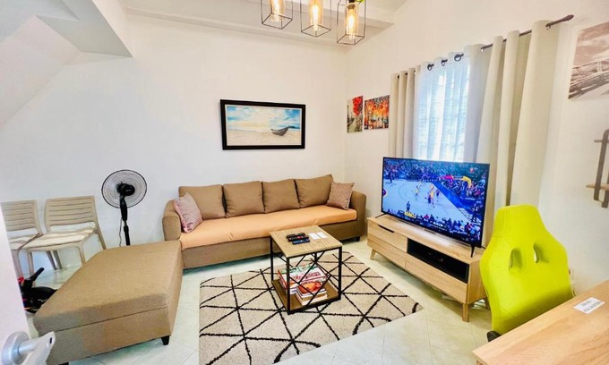 General Trias Apartamento | Awesome 2 bedrooms, living & dining area