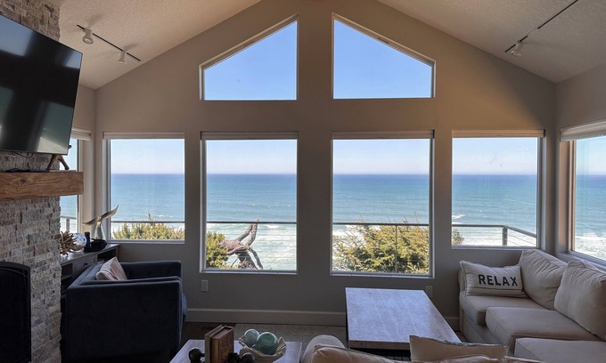 Nelscott Casa | Awesome 3bd 2bath 1490 sqft house with amazing ocean view!