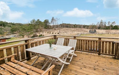 Ljungskile Apartamento | Awesome Apartment In Ljungskile