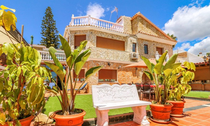 Benajarafe Casa | Impresionante casa en Benajarafe