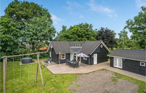 Farvang Casa | Awesome Home In Fårvang With Sauna