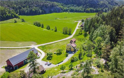 Fjallbacka Casa | Awesome Home In Fjällbacka With Wifi