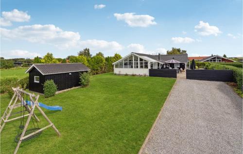 Flovt Strand Casa | Awesome Home In Haderslev With Kitchen