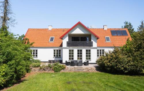 Haslev Casa | Awesome Home In Haslev With Kitchen