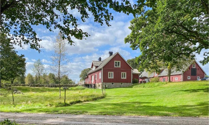Lidhult Casa | Awesome Home In Lidhult With Lake View