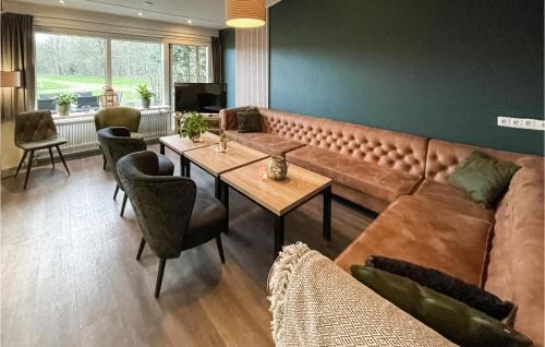 Zuidwolde Casa | Awesome Home In Zuidwolde With Sauna