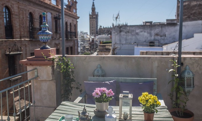Alfalfa Casa | Awesome Penthouse with terraces and views of the Cathedral. Excellent Location