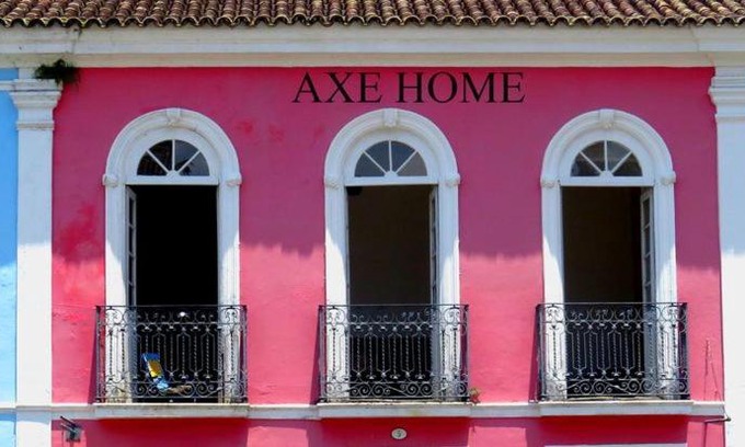 Pelourinho Casa | AXÉ HOME - frente à Praça do Pelourinho