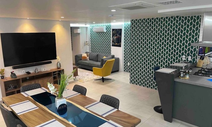 Buenos Aires Condominio | Ayacucho Luxury one block to metro and Zona Viva