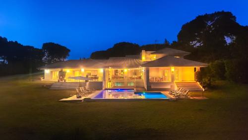 Vilamoura Villa | Azaleas by Check-in Portugal