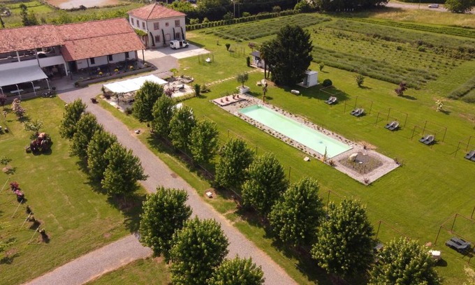 Bregnano Cama Y Desayuno | Azienda agricola La Macina