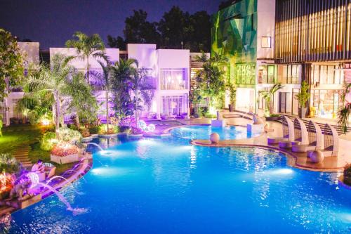Puerto Princesa City Centre Hotel | Aziza Paradise Hotel