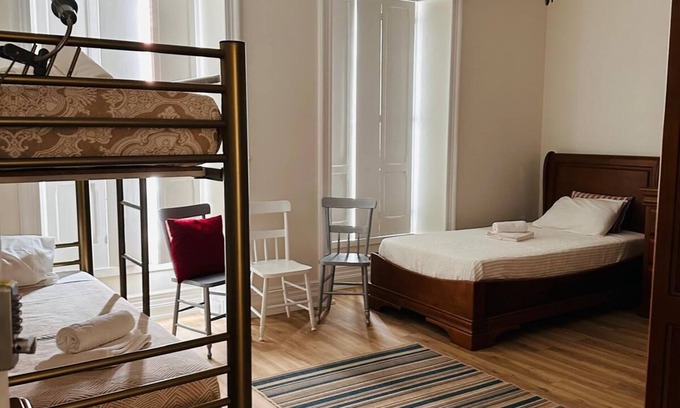 Ponta Delgada Cabina | Azor International Hostel - Q3