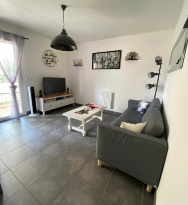Roquefort-les-Pins Apartamento | Azursalsa