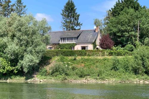 Behuard Casa | Béhuard : Maison vue Loire