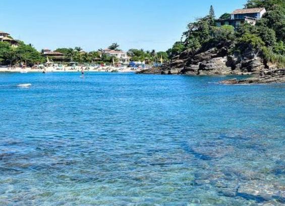 Cabo Frio Casa | Búzius na Praia da Ferradura Frente mar