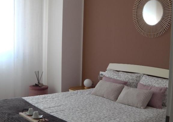 Madonna di Tirano Cama Y Desayuno | B&b ARCOBALENO - 2 min walk to Bernina Express