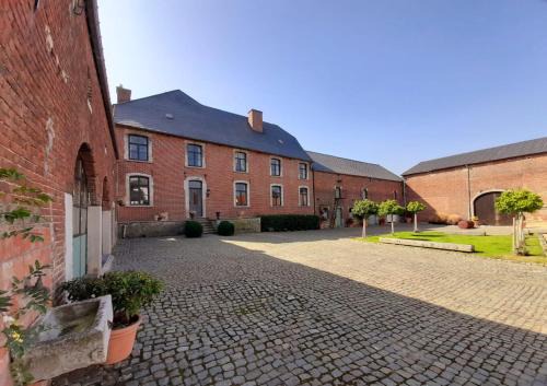 Hannut Casa | B&B at Haras Petit-Hallet