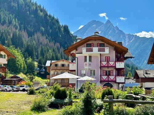 Canazei Cama Y Desayuno | B&B Cèsa Planber Mountain View BIKE FRIENDLY