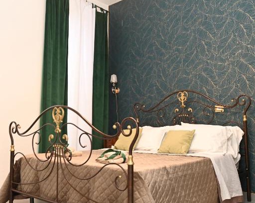 Capua Cama Y Desayuno | B&B Carlo V - House Hotel