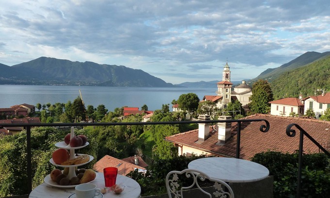 Cannero Riviera Cama Y Desayuno | B&B Casa Forster