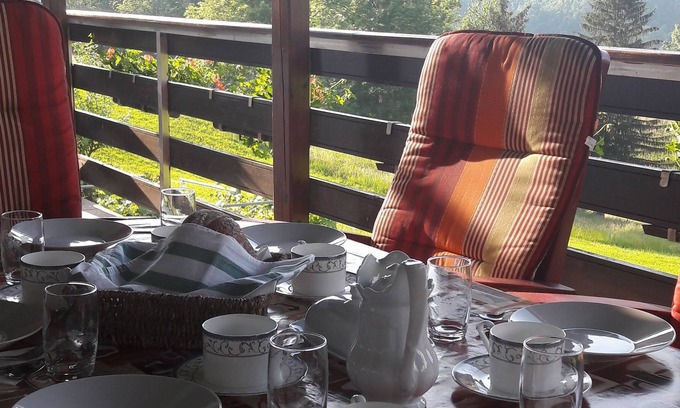 Babna Gora Cama Y Desayuno | B&B Cerne