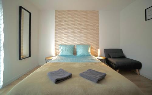 Issenheim Casa | B&B Chez l'habitant Chambre Privative Sur La Route Des Vins Tv Parking box vélo bike